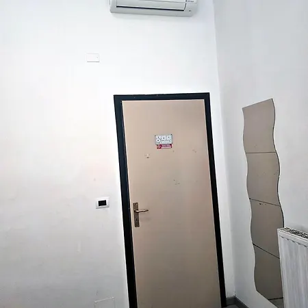 Maison d'hôtes Cialdini 13 *